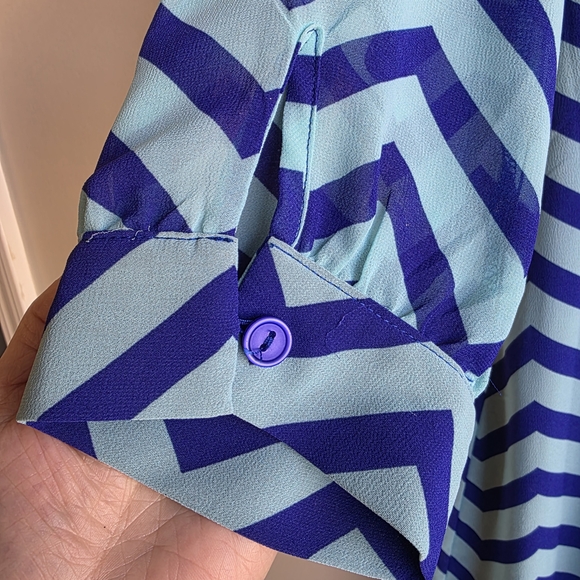 Chevron Blue Long Sleeve Mini Dress - Picture 6 of 13